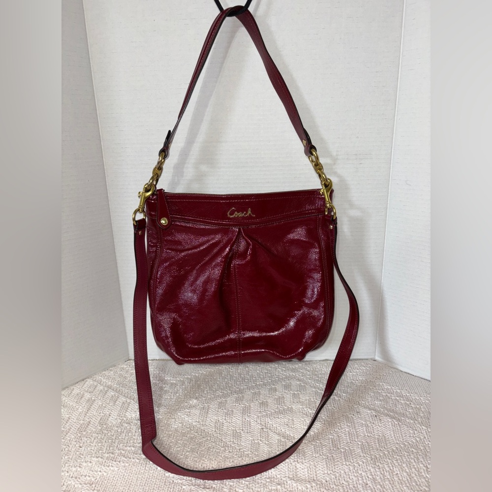 Coach Vintage Cherry Red Ashley Hobo Crossbody Shoulder Bag Leather Y2K